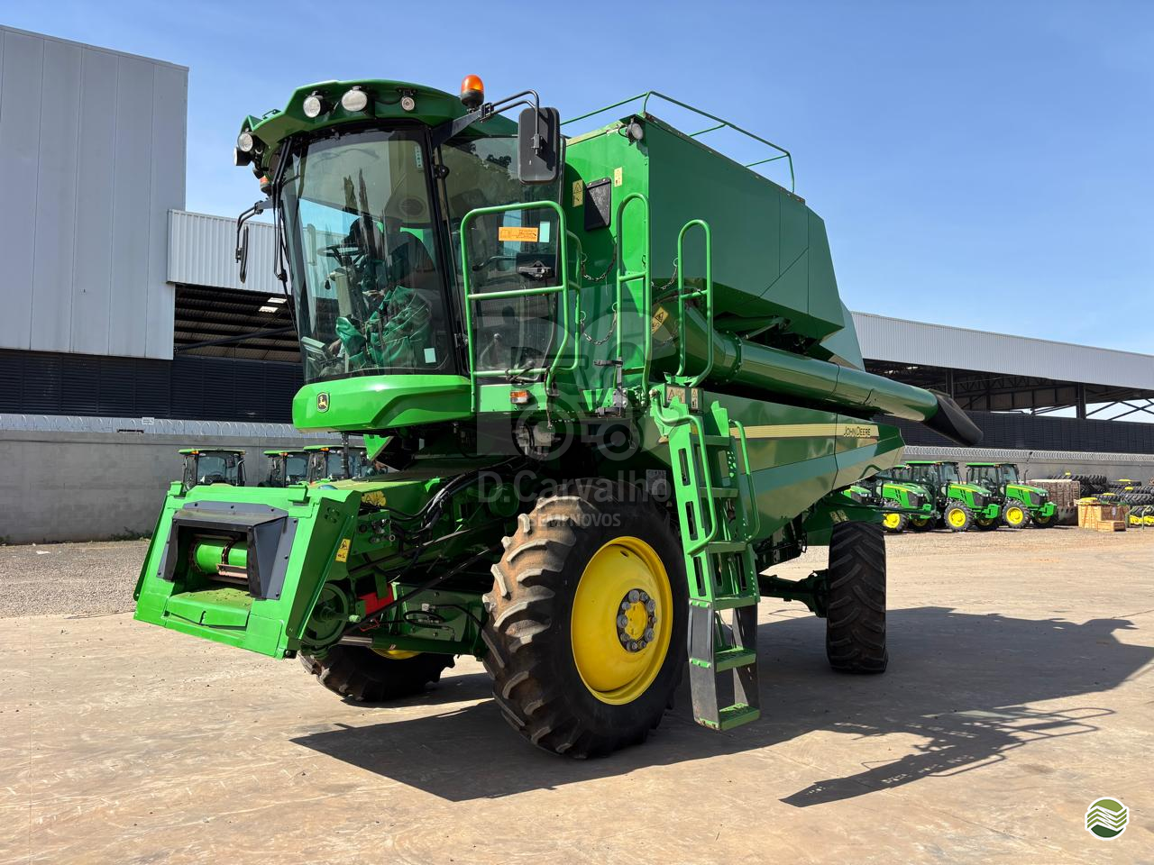 COLHEITADEIRA JOHN DEERE JOHN DEERE S440 D. Carvalho - John Deere ARACATUBA SÃO PAULO SP
